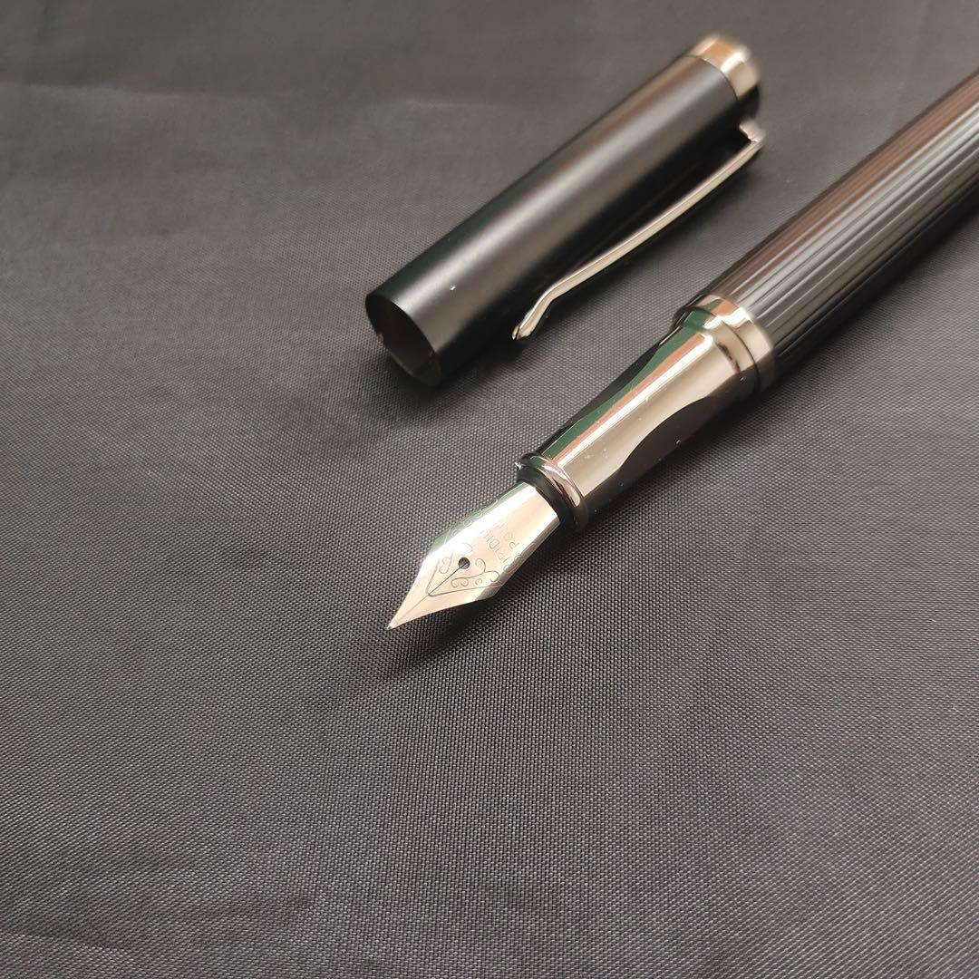 @ブラック ストライプデザイン 万年筆