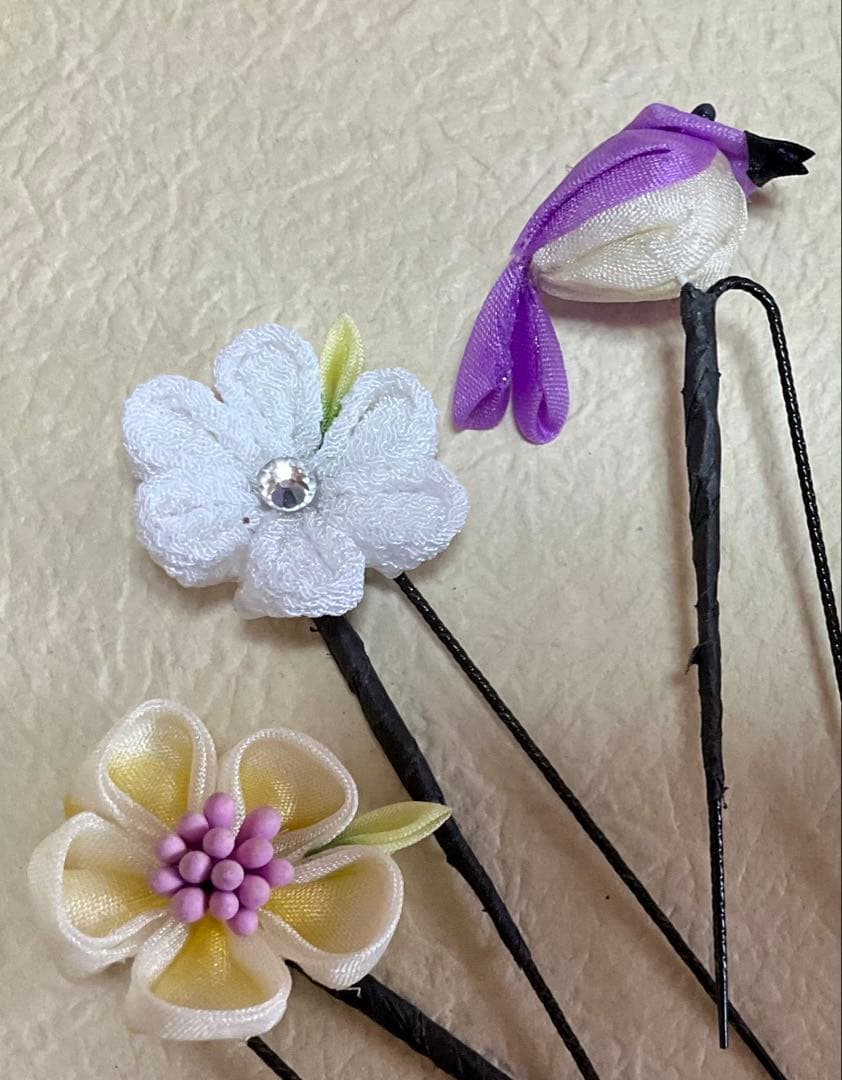 【美品】ふりふ振袖＊希少　青と赤のストライプ 花柄 金線あり