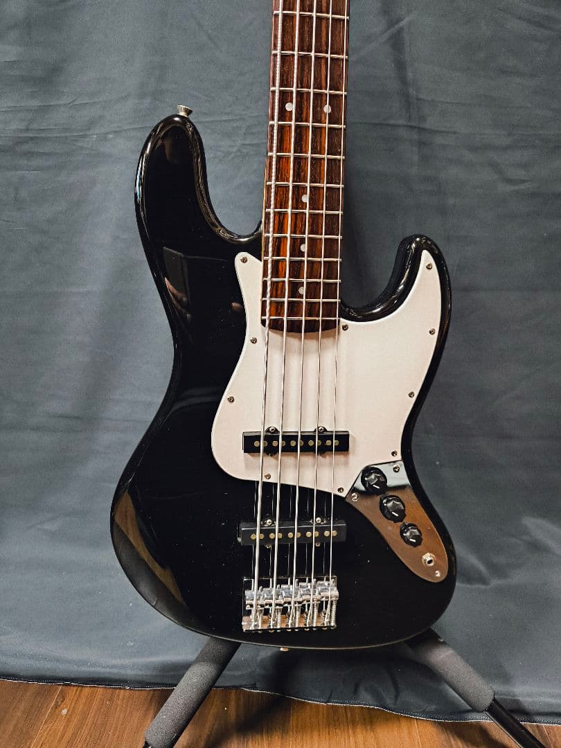 Squire by Fender Jazz Bass 5弦 ジャズベース