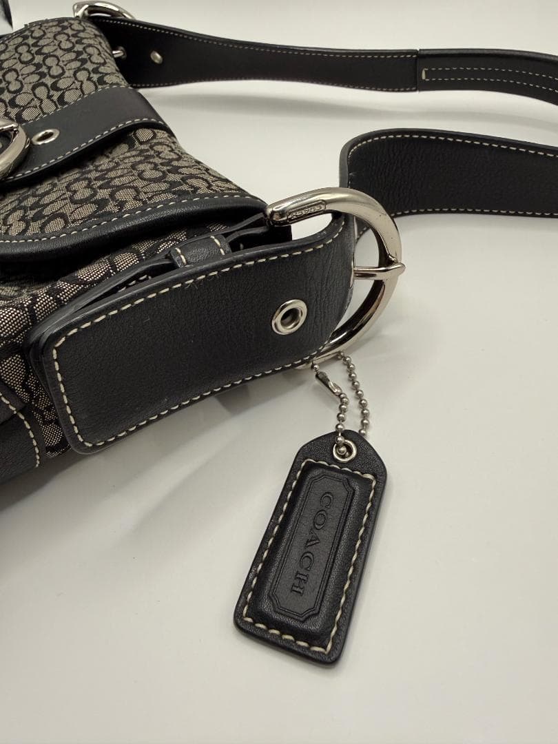 【美品】COACH コーチ SOHO ワンショルダー バッグ シグネチャー 黒