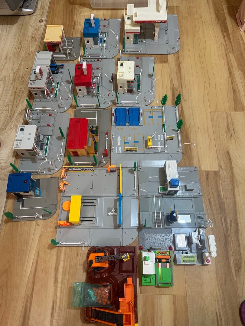 トミカタウン　まとめ売り＋おまけ付き