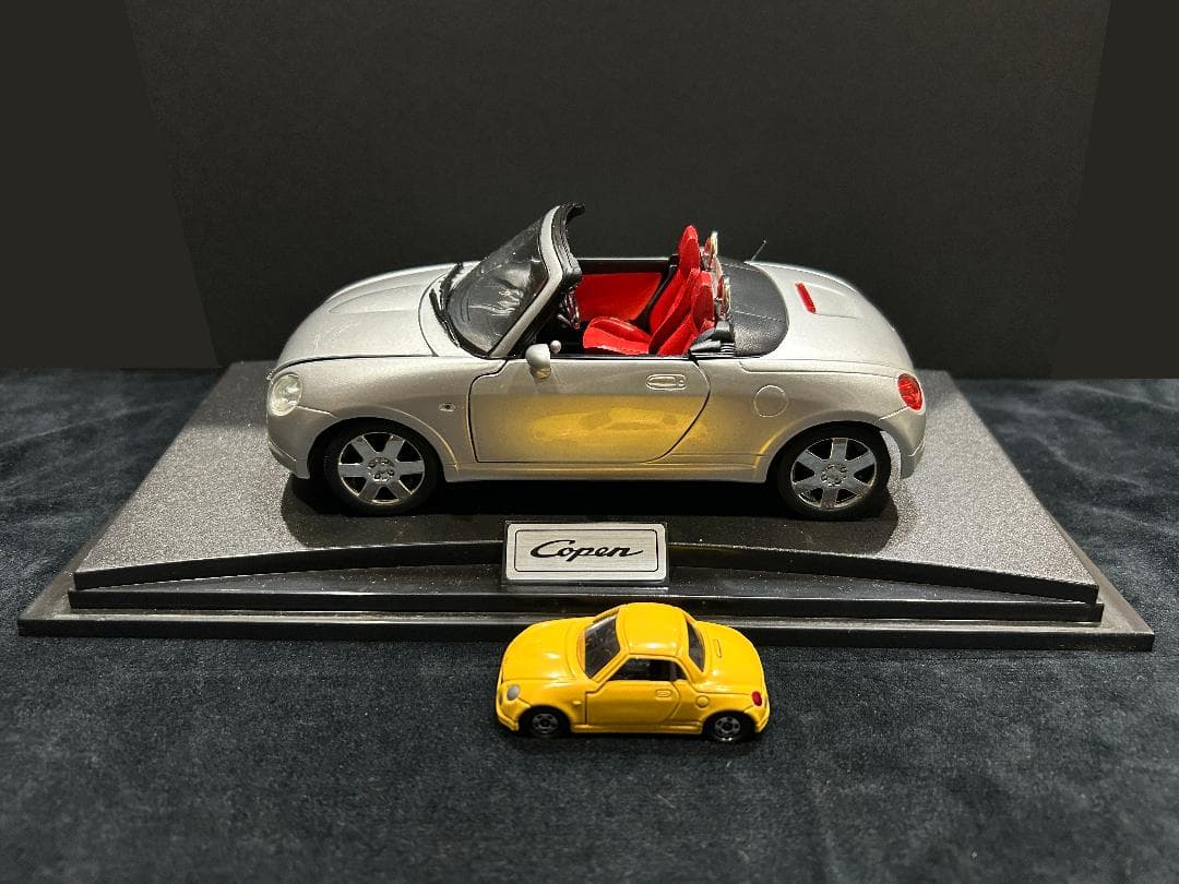 コペン 1/18スケールミニカー と オーナーズミニカー