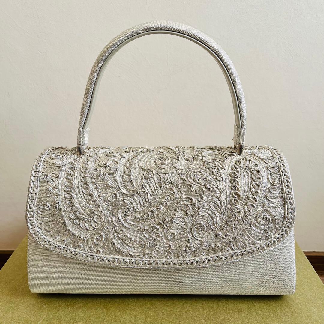 【極美品】礼装用バッグ　結婚式　黒留袖 卒業式　入学式　お宮参り　フォーマル