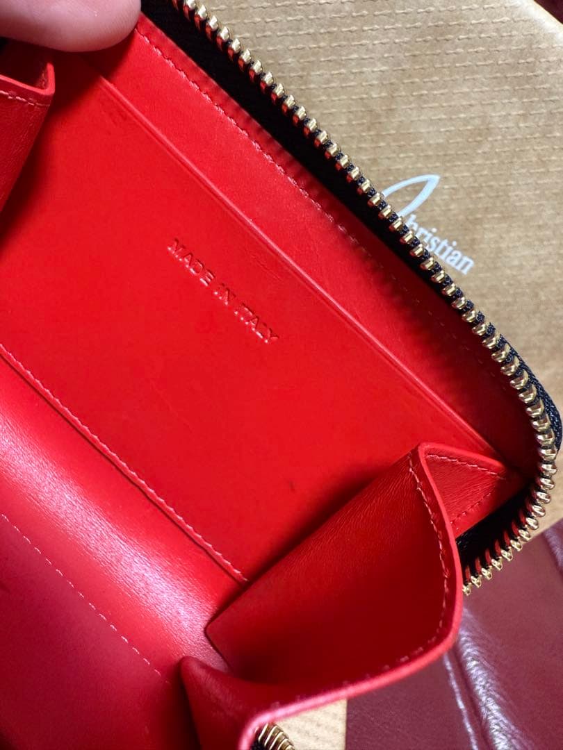 【正規品・箱付き】美品 クリスチャン ルブタン パネトーネ ケース