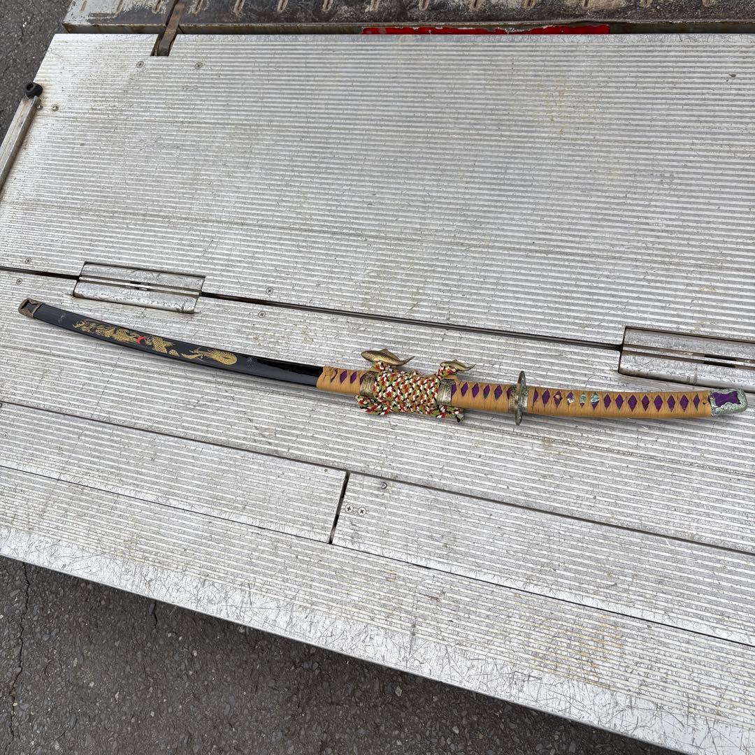 金属製 模造刀 陣太刀 龍紋彫 鯉金具