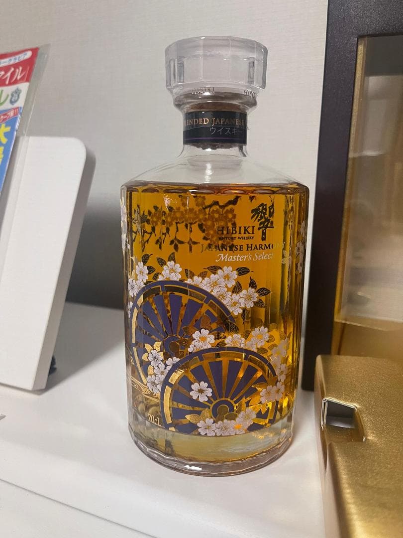 響 ジャパニーズハーモニー 意匠ボトル マスターズセレクト 700ml 国産