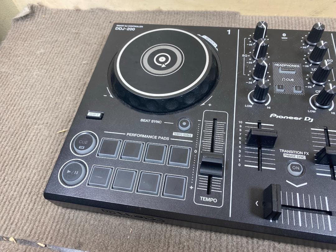 19 Pioneer DDJ-200 ターンテーブル