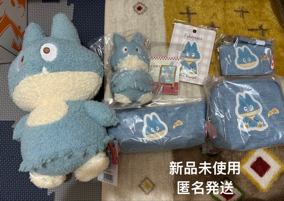 ポケピースゴンベ　ダイナー　ポーチ、バッジ、マスコットなど6点セット