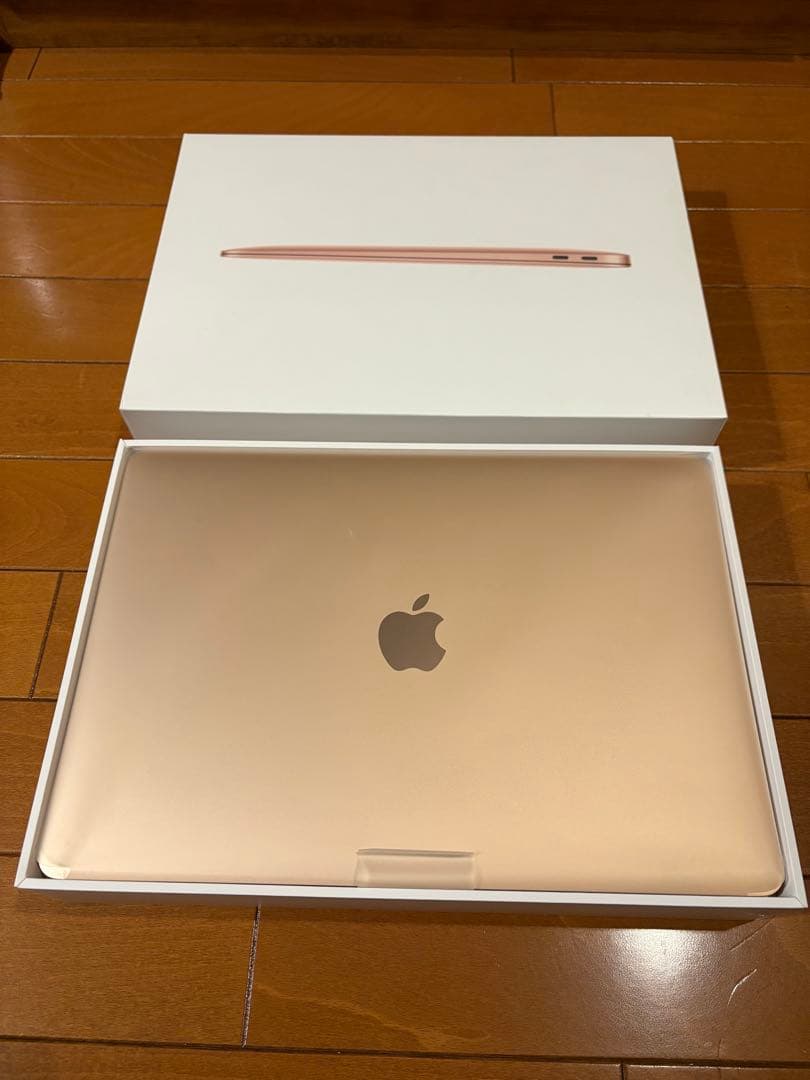 【美品/箱付き】MacBook Air 13-inch 2020 Gold