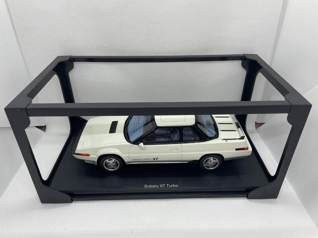 701-008 DNA 1/18 スバル XT 4WD Turbo ホワイト
