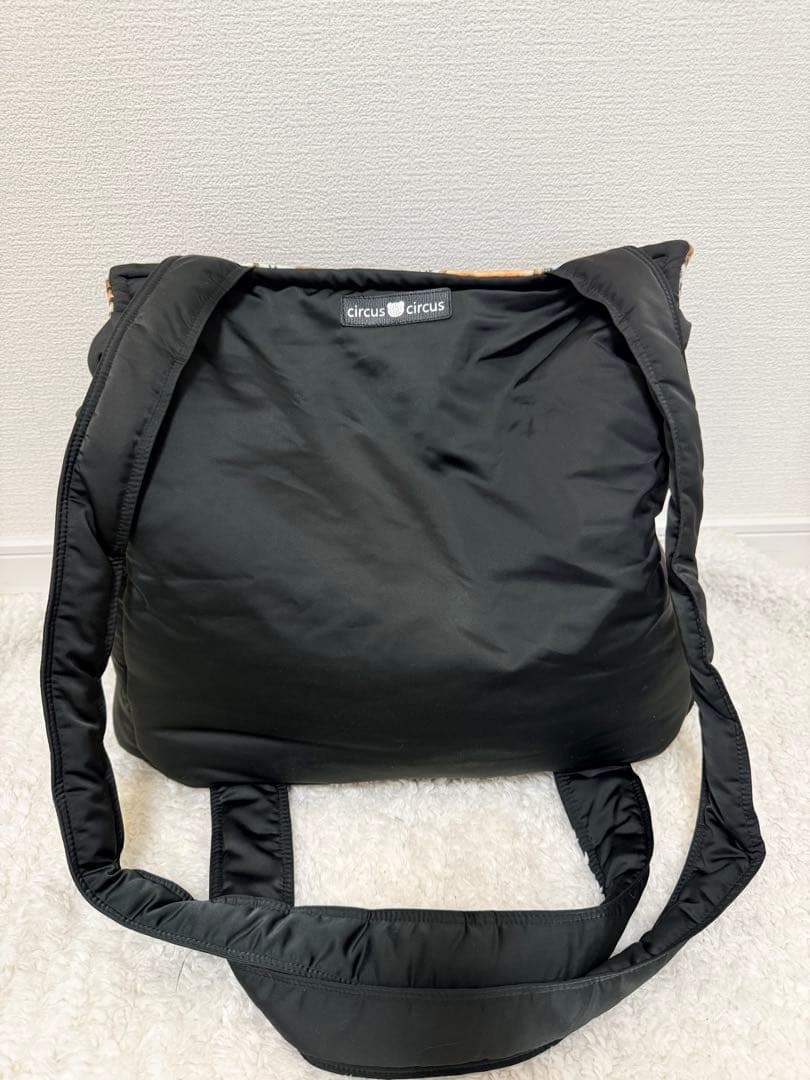 circus circus サーカスサーカス 抱っこキャリーバッグ black