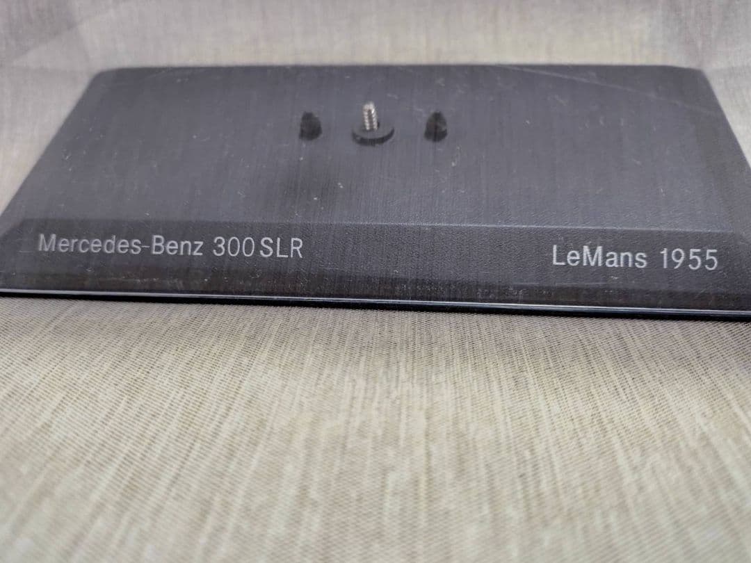 イクソ　メルセデスベンツトランスポータ ミニチャンプス メルセデスベンツ