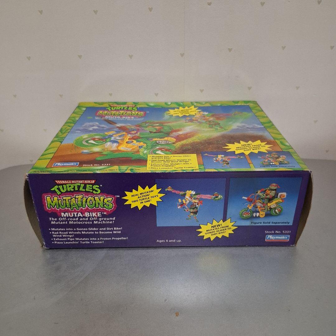 ミュータントタートルズ タートルバイク タカラ playmates フィギュア