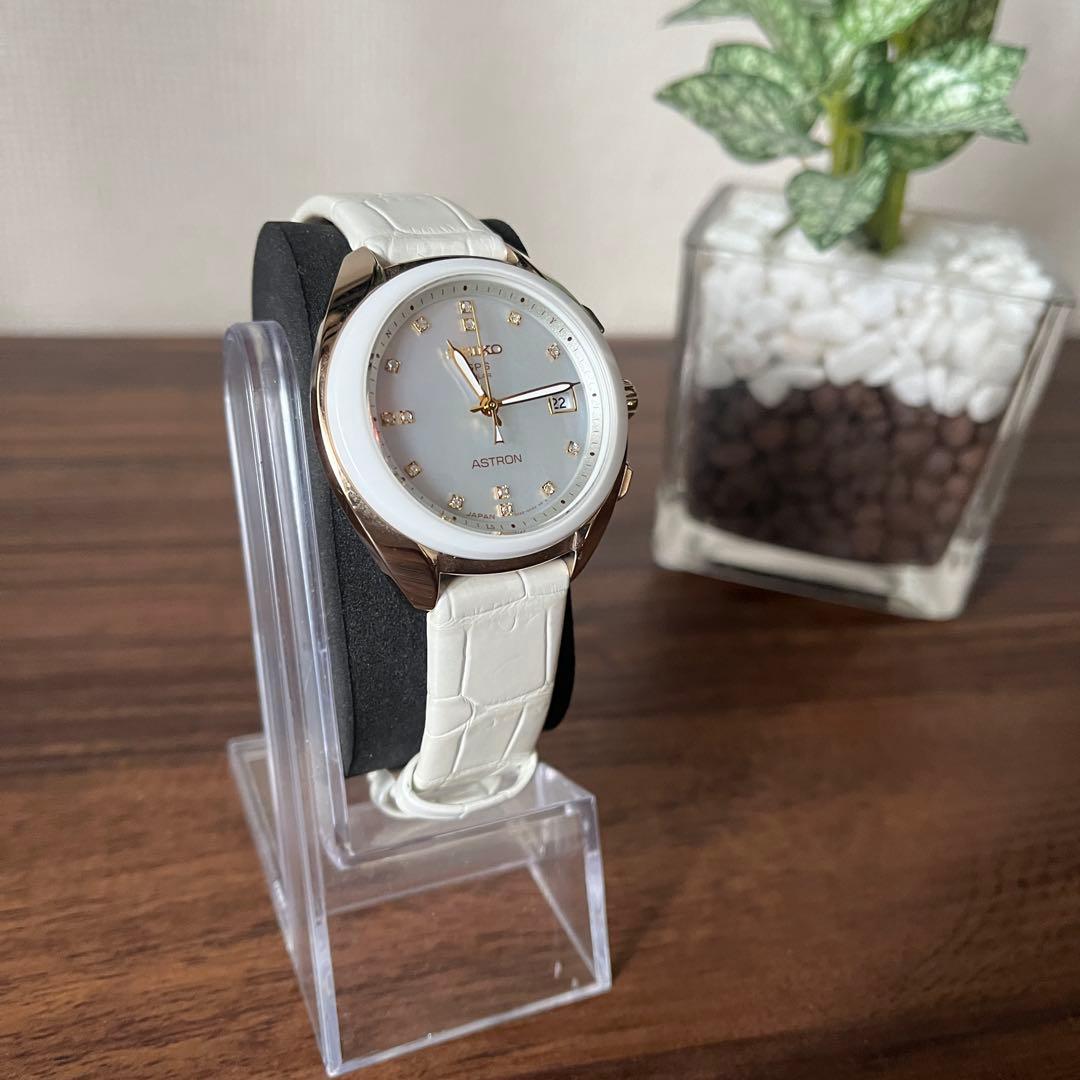 【未使用級！！】SEIKO アストロン シェル文字盤 レザーベルト ホワイト