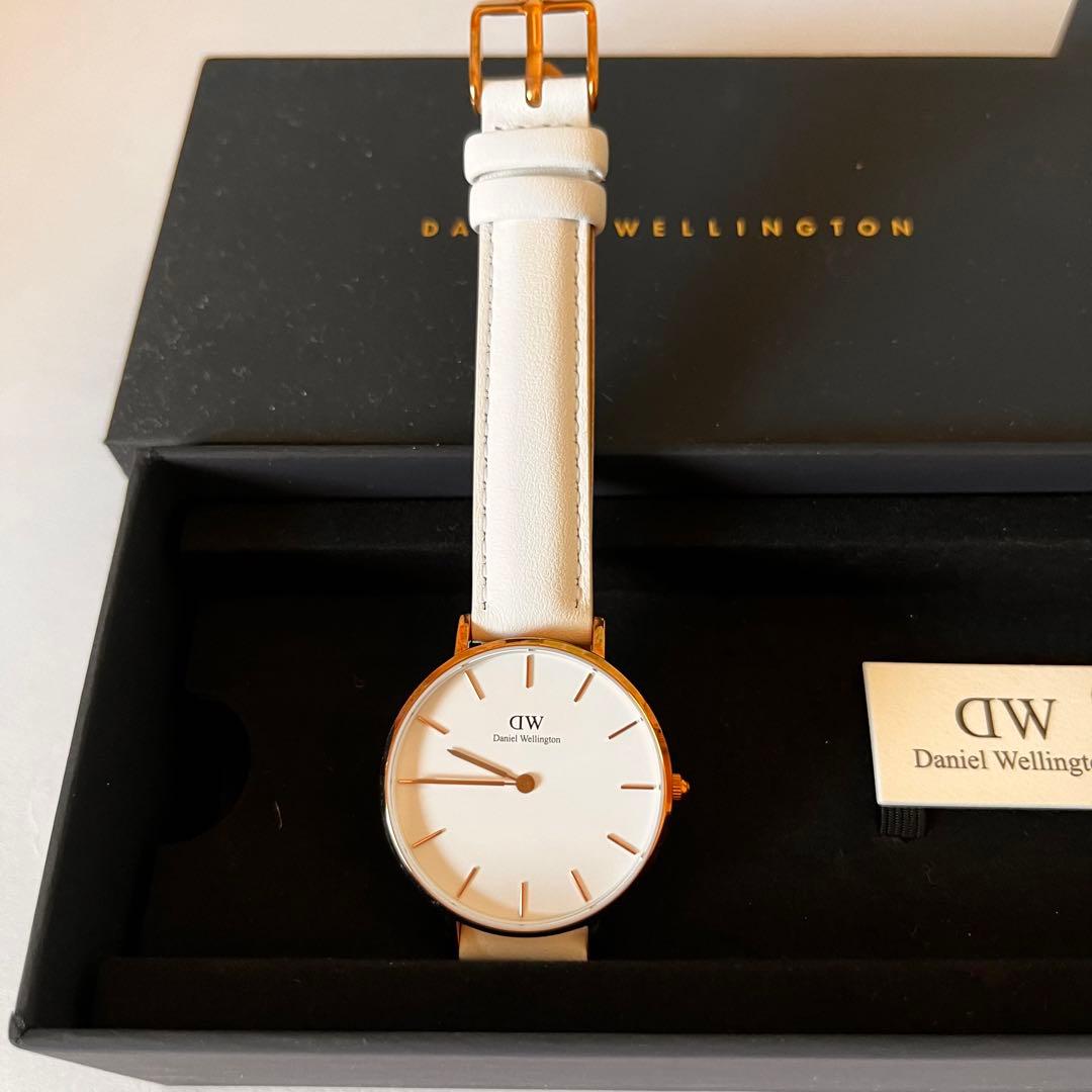 【レア】ダニエルウェリントン 白 皮ベルト 腕時計 バングル セット ウォッチ