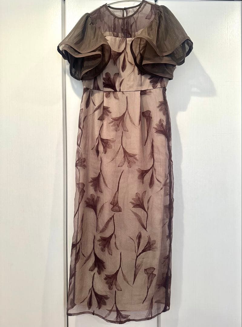 LERURE リルアー Circurar sleeve flower dress