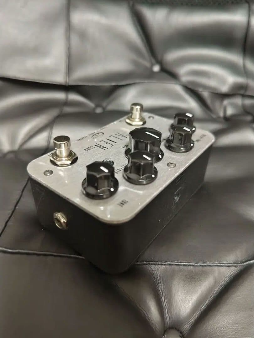 J.Rockett.Audio.Designs ALIEN ECHO ディレイ