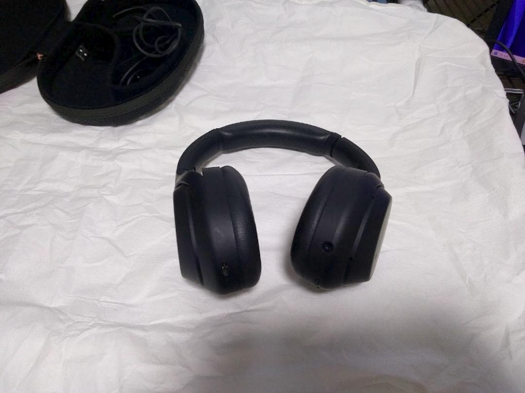 SONY　ワイヤレスノイズキャンセリングヘッドホン WH-1000XM4