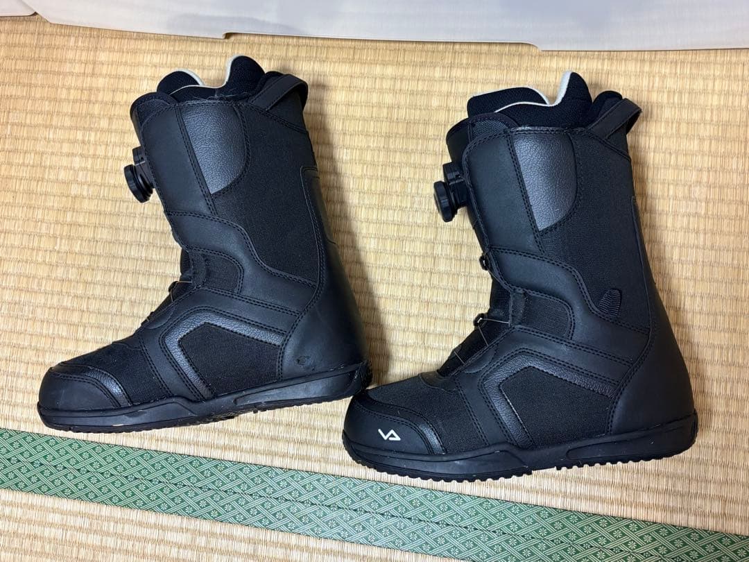 美品！VISIONPEAKSのブーツ atop搭載で締め付け楽々 色ブラック