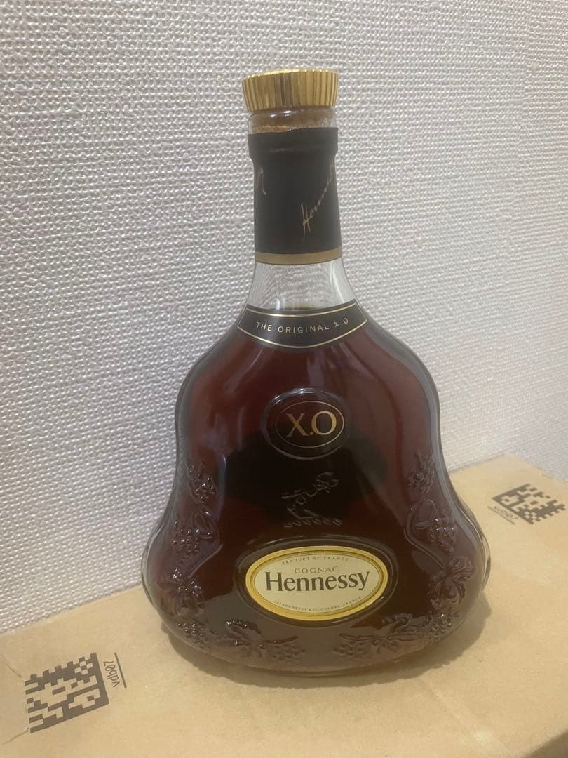 ヘネシー　Hennessy xo 金キャップ　700ml 美品　送料込み