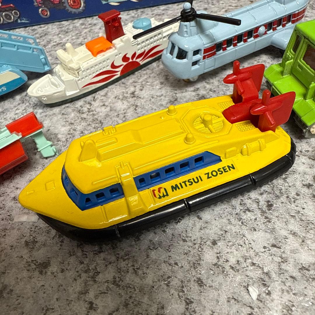い*ご様 希少　トミカ陸海空のりものセット（一台欠品）