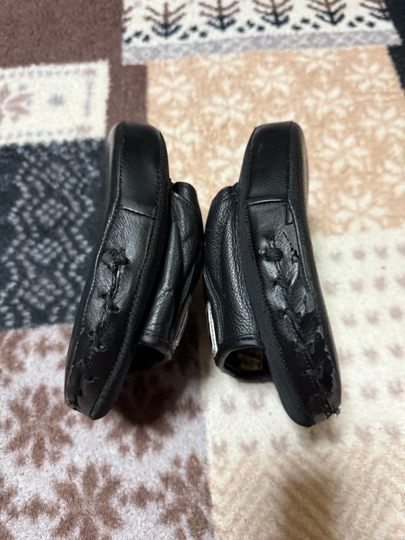 TITLE パンチングミット 黒