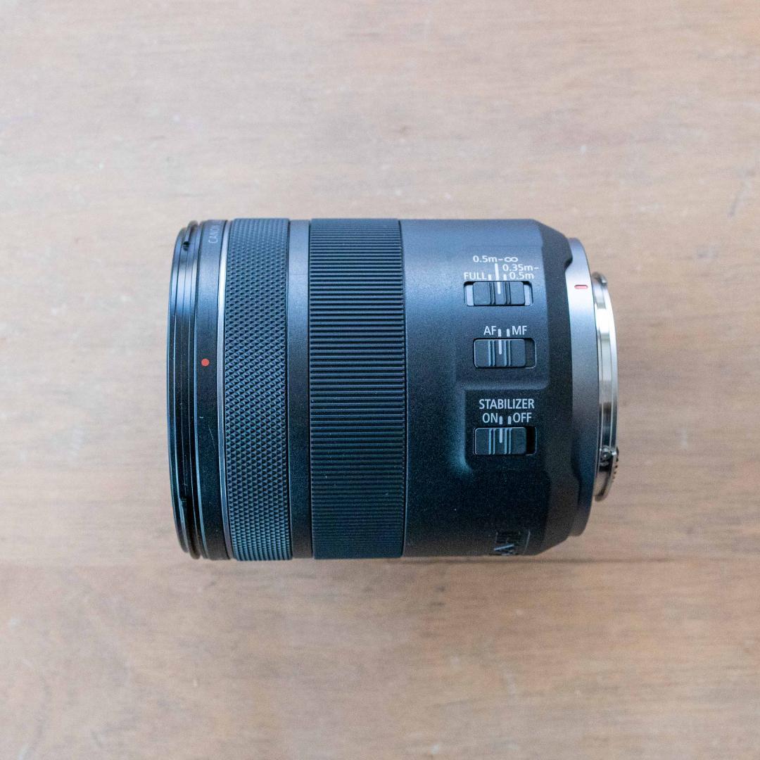 Canon RF 85mm F2 MACRO IS STM レンズ