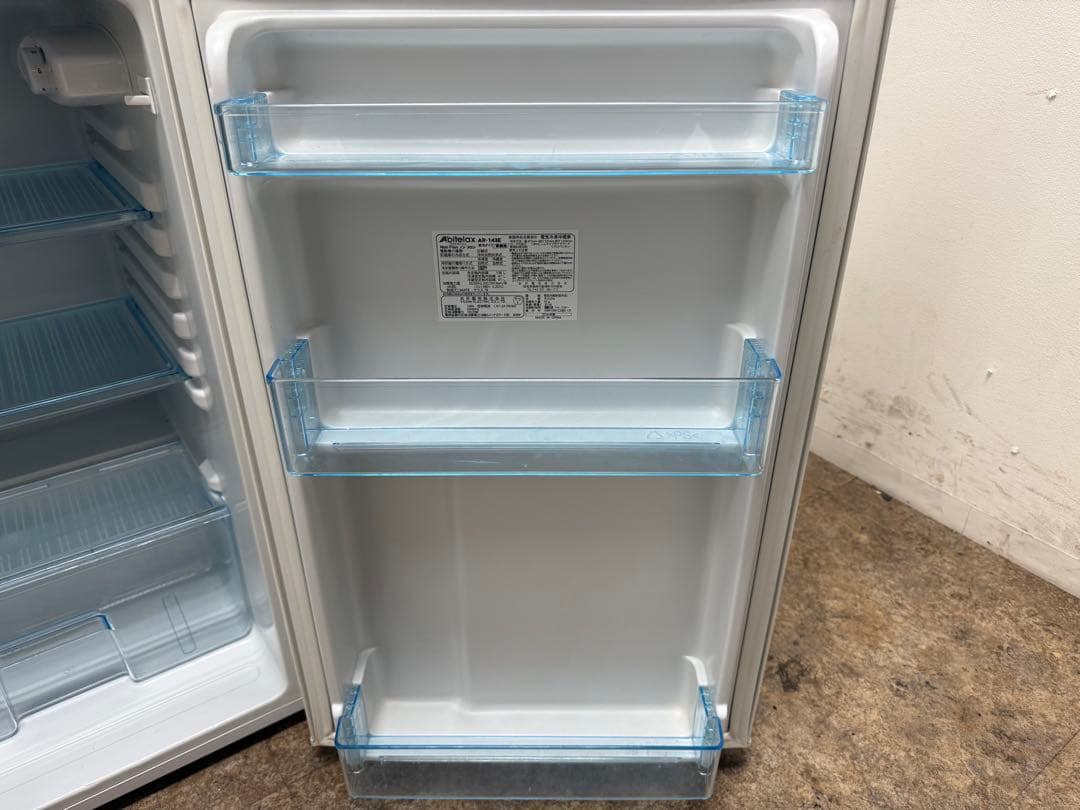 アビテラックス　冷凍冷蔵庫　ノンフロン　２０１８年製　AR-143E