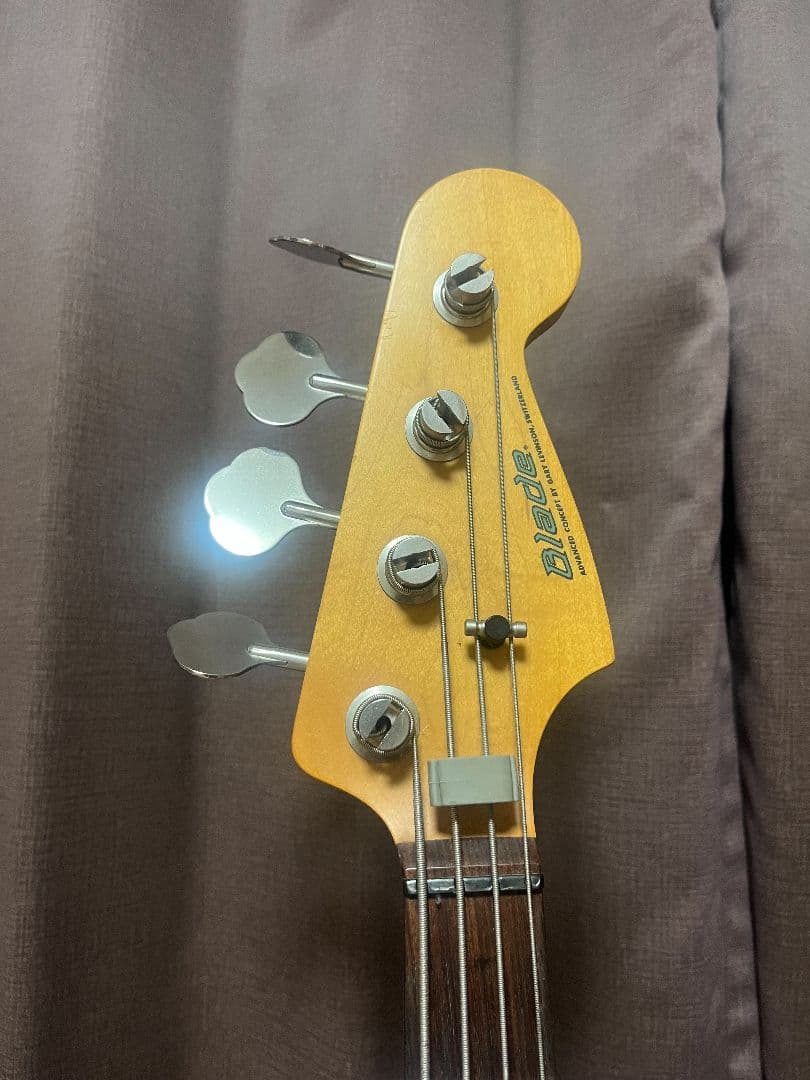 Blade Levinson ベース