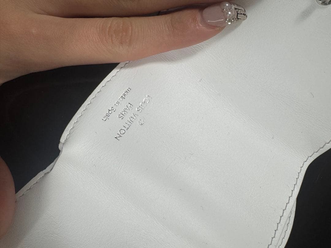 LOUIS VUITTON タイガラマ ディスカバリー コンパクトウォレット