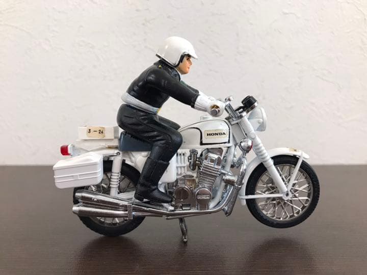 235 ポピー ポピニカ ホンダ 白バイ CB750 FOUR ナナハン 超合金