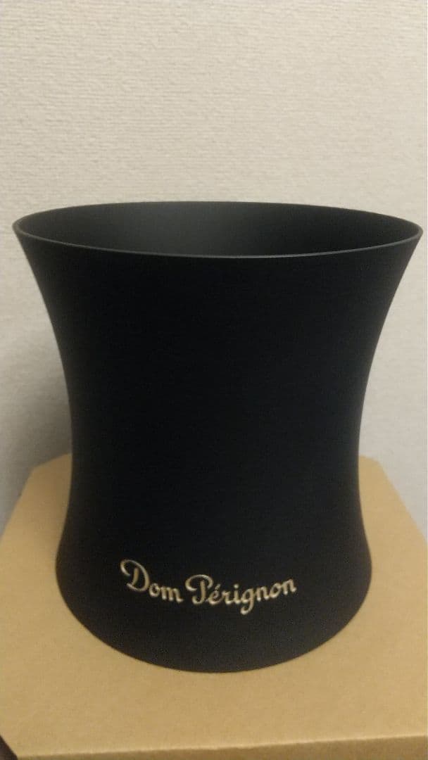 新品未使用 ドンペリシャンパンクーラー 金属製