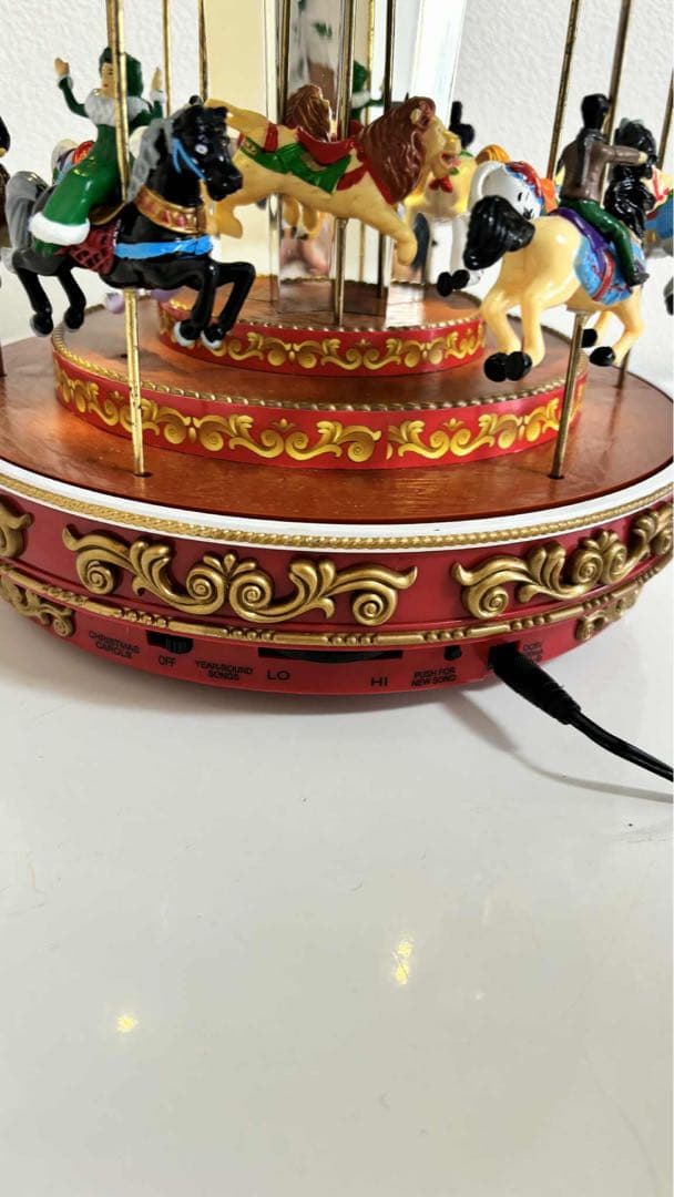 ミスタークリスマス　メリーゴーランド