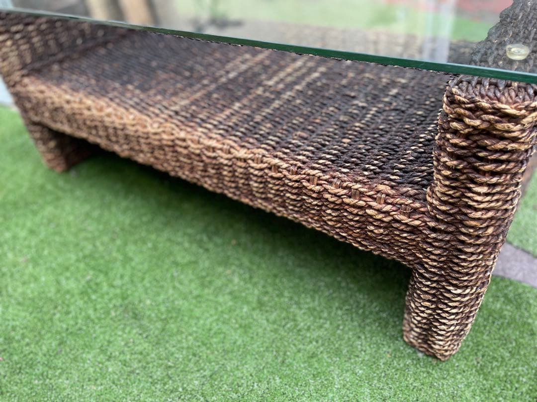 ⭐︎【良質】⭐︎アジアン家具　ダイニングガラステーブル　収納スペース付き