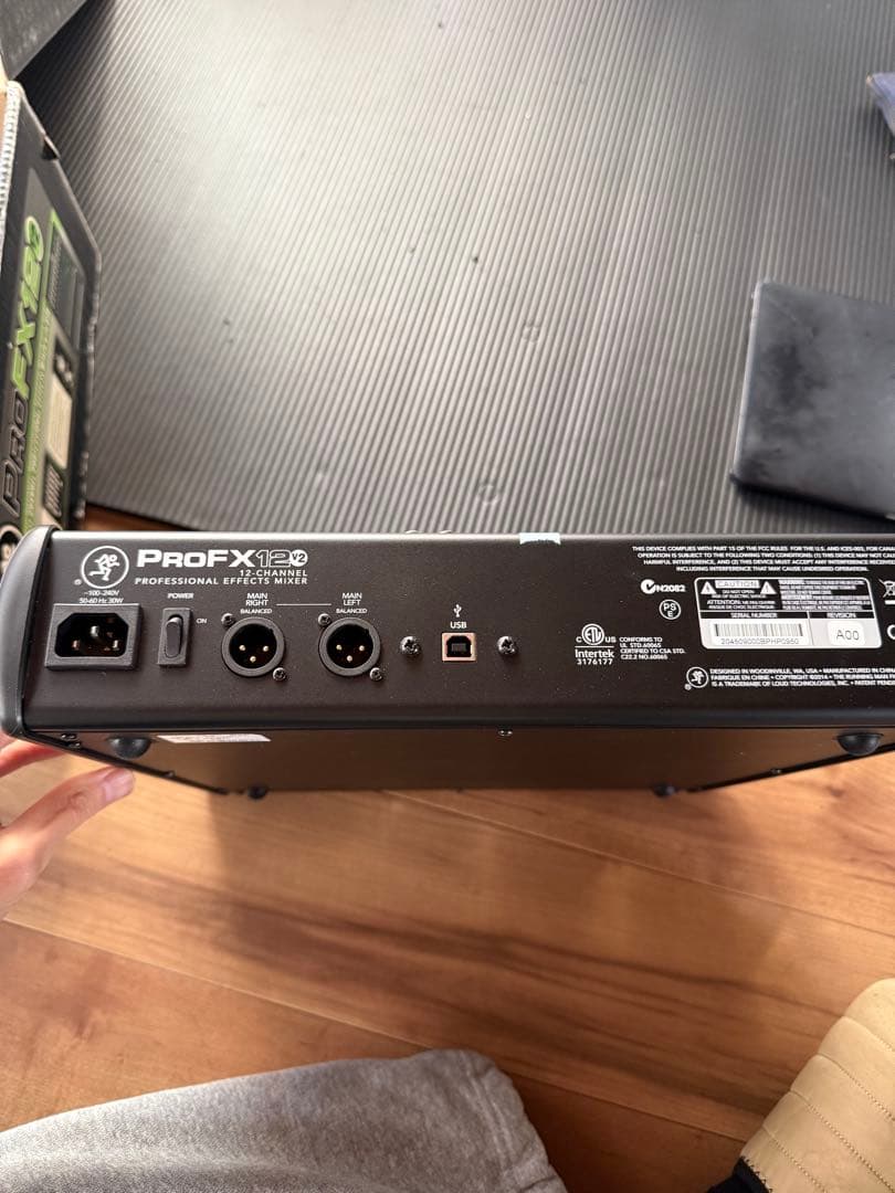 Mackie ProFX12v2 アナログミキサー