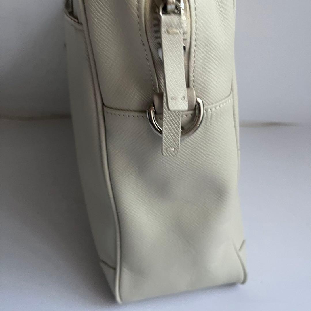 極美品✨️ GLOBE TROTTER 　ビジネスバッグ　白　ショルダー　レザー