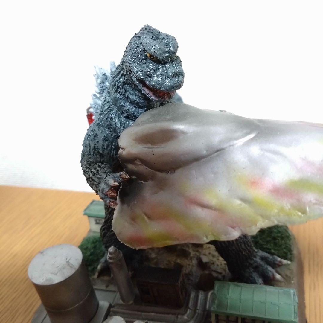 YAMAKAWA造型部　ゴジラ対ヘドラ飛行形態　ジオラマ付き　レジンフィギュア