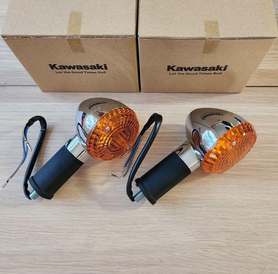 カワサキ純正　フロントウィンカー　 ゼファーχ　ゼファー750　ゼファー1100