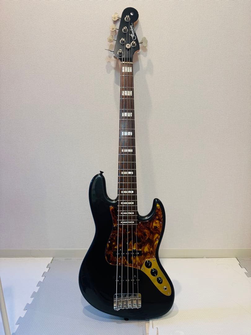 ベース FREEDOM CUSTOM GUITAR RESEARCH JB 5st