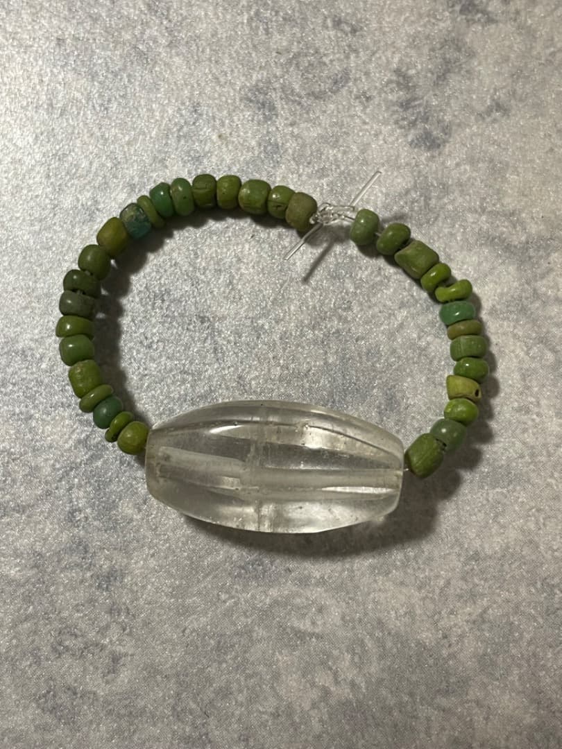 水晶製切子玉とガラス玉　古墳時代　勾玉　縄文　石器　土器