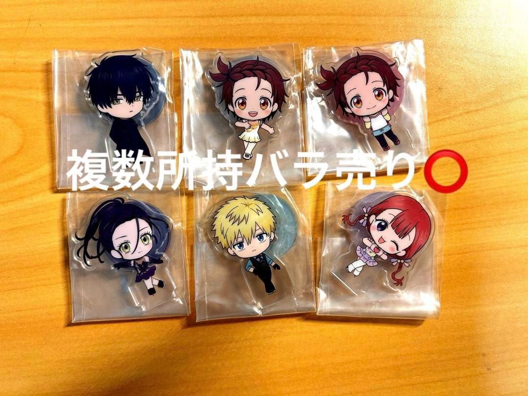 メダリスト アクリルスタンド ガチャガチャ