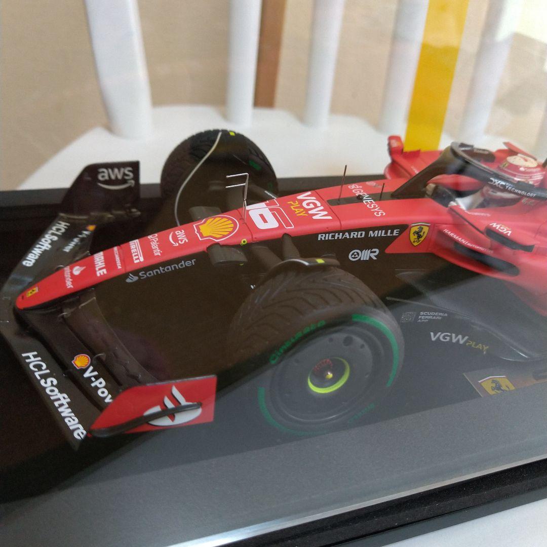 ミニカー Ferrari SF23 1/18