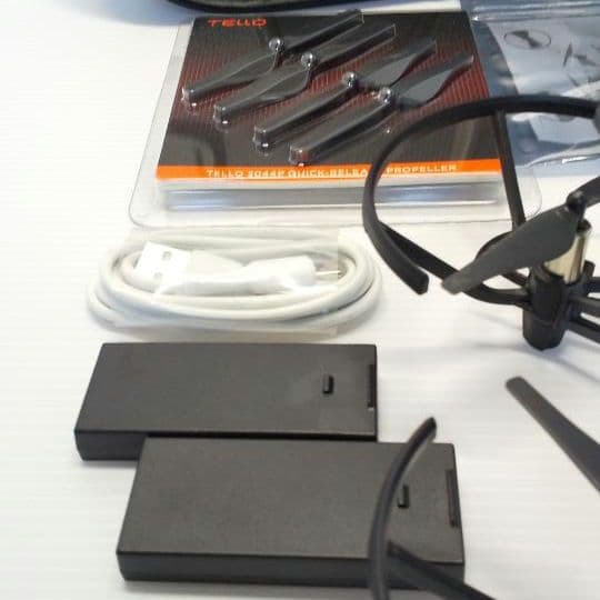 ドローン Tello ＋ コントローラー