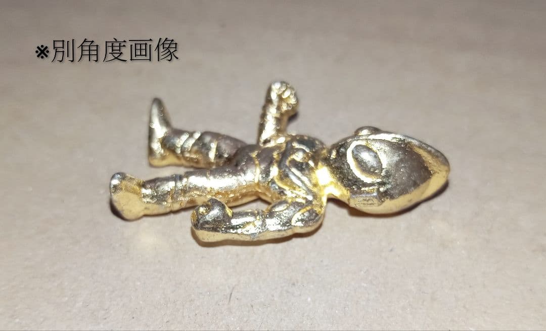 【ウルトラマン超闘士激伝×コミックボンボン限定】ダイキャスト ゴールド超闘士