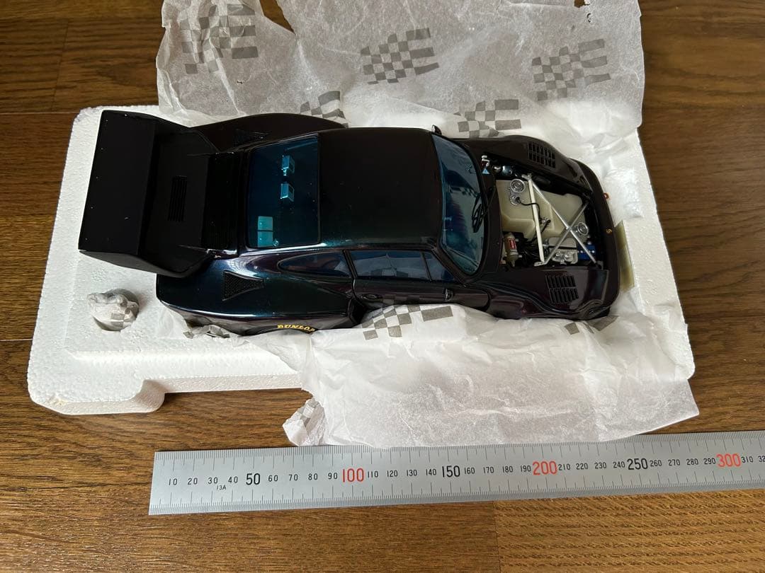 EXOTO 1/18 ポルシェ935ターボ In Standox 未使用品