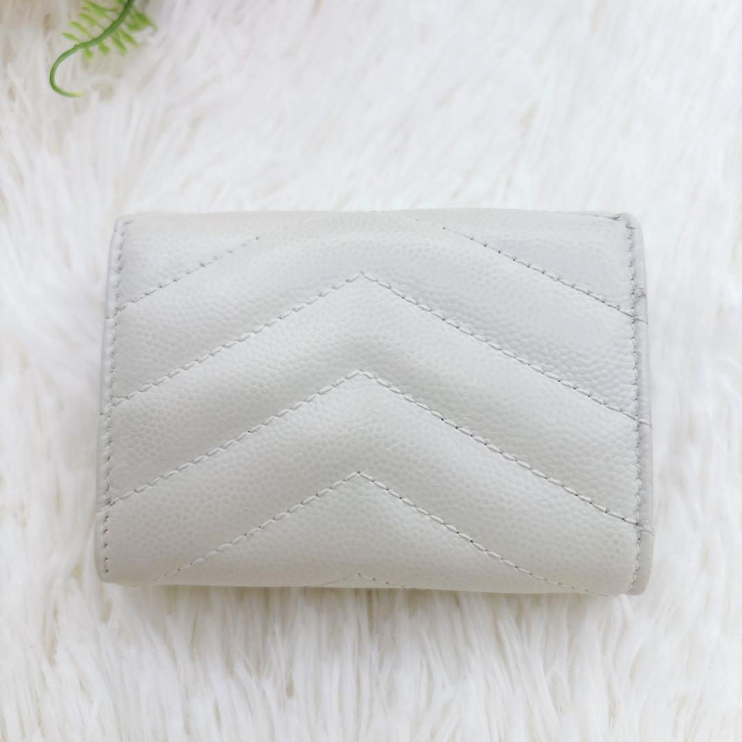 美品✨サンローラン 折り財布 キャビアスキン YSLロゴ レザー アイボリー