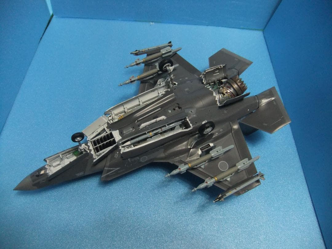 タミヤ　1/48　F35B　新田原所属機
