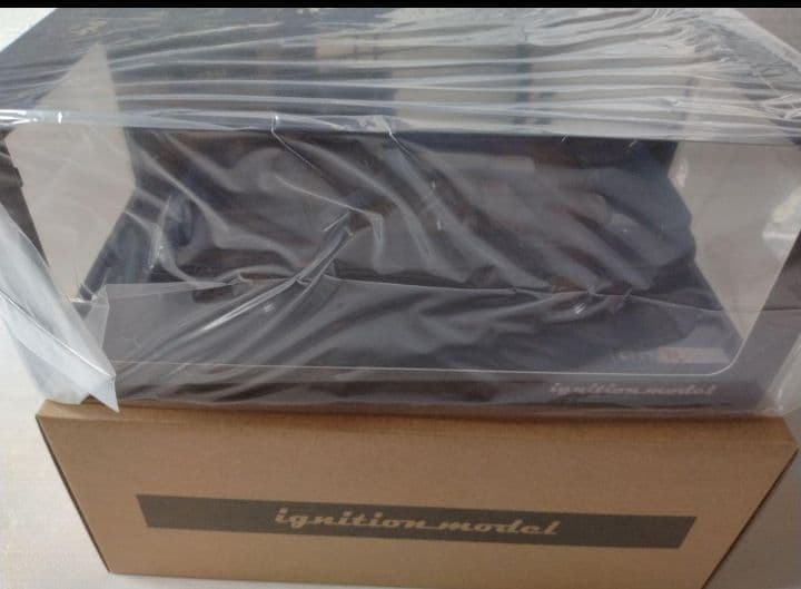 1/ 18　スカイライン GTS-R (R31) Blue Black