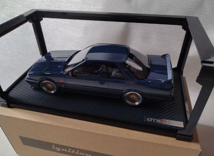 1/ 18　スカイライン GTS-R (R31) Blue Black