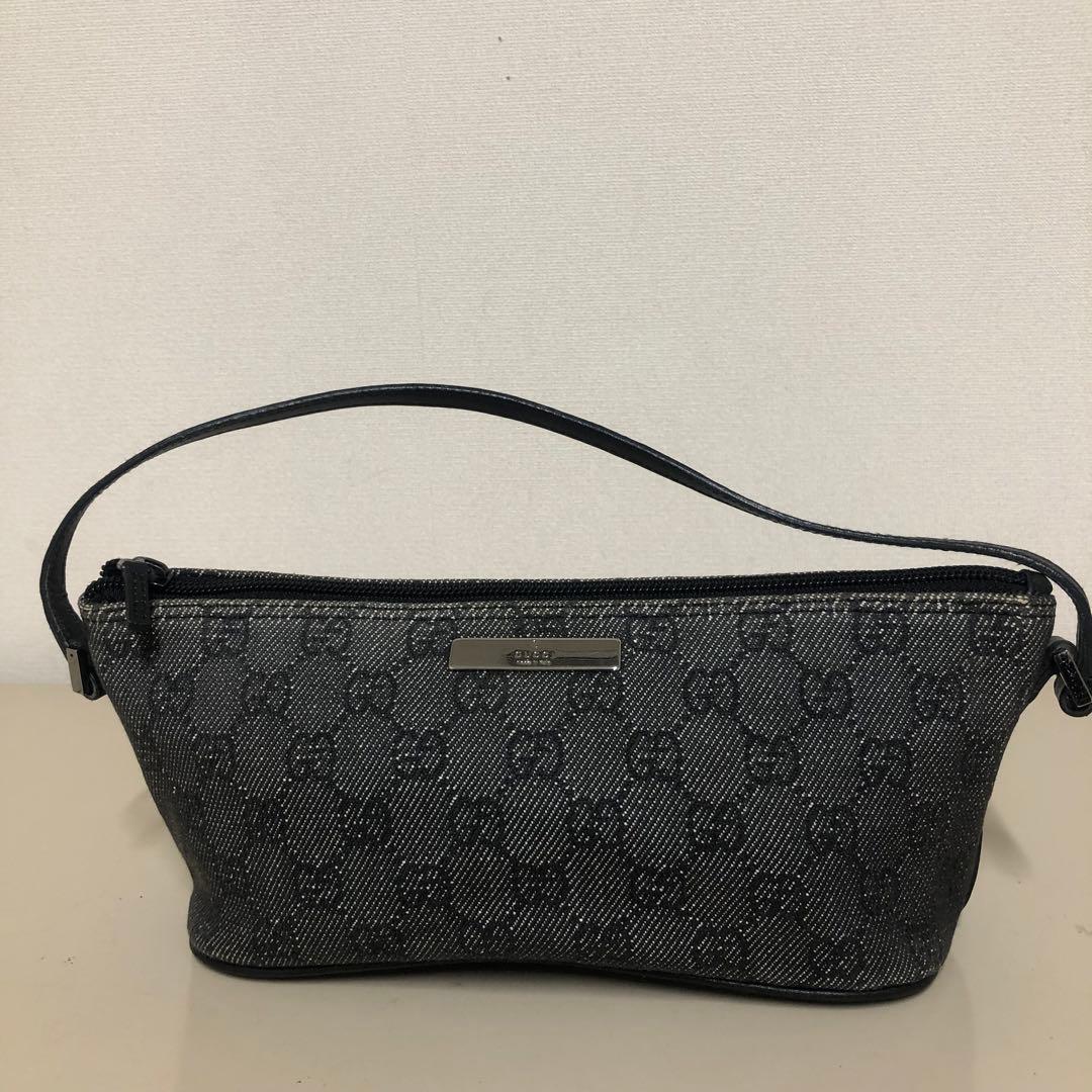 グッチ アクセサリーポーチ GGキャンバス ブラック